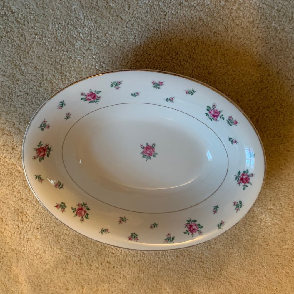 Royal Jackson Rambler Rose China Serving Bowl